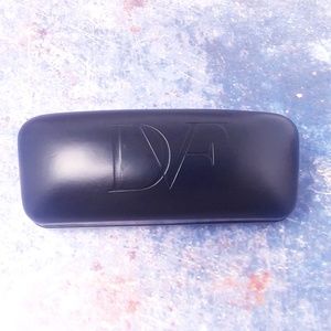 🧡4/$35🧡 Diane von Furstenberg Black Clamshell Glass Case Only